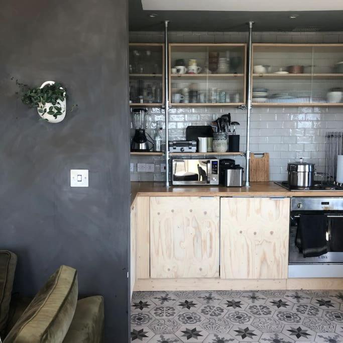 3 Bedroom Penthouse Apartment แมนเชสเตอร์ ภายนอก รูปภาพ