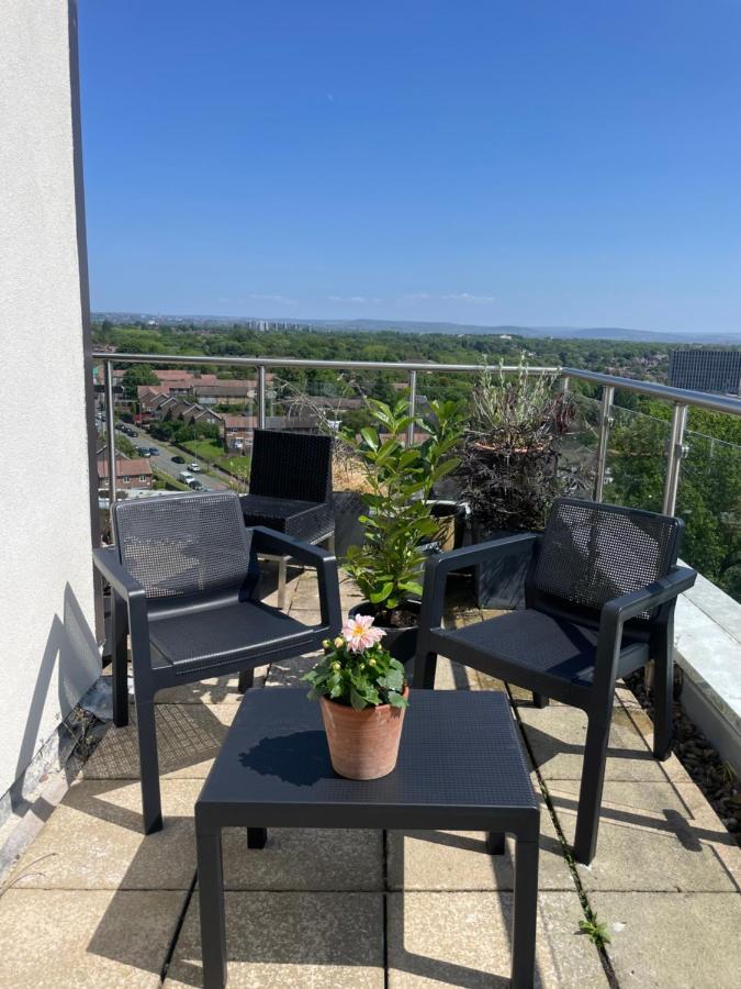 3 Bedroom Penthouse Apartment แมนเชสเตอร์ ภายนอก รูปภาพ